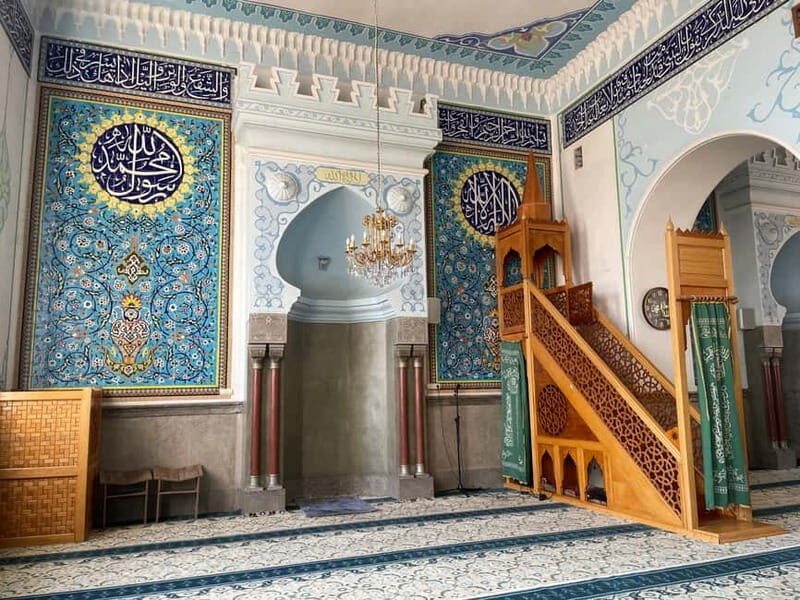 Tbilisi: Walking Through Faith, Religion, and Culture Tour - Personal Experiences and Insights from Reviews