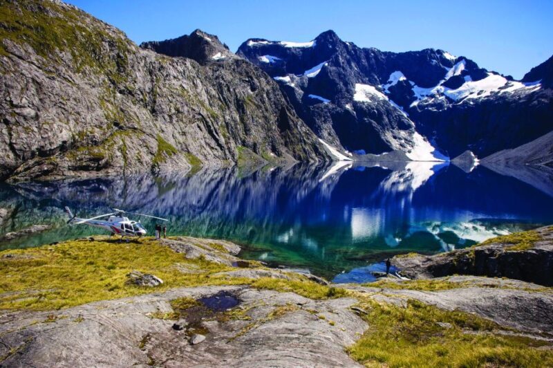 Te Anau: Milford Sound Scenic Flight with Lakeside Landing - Why This Tour Stands Out