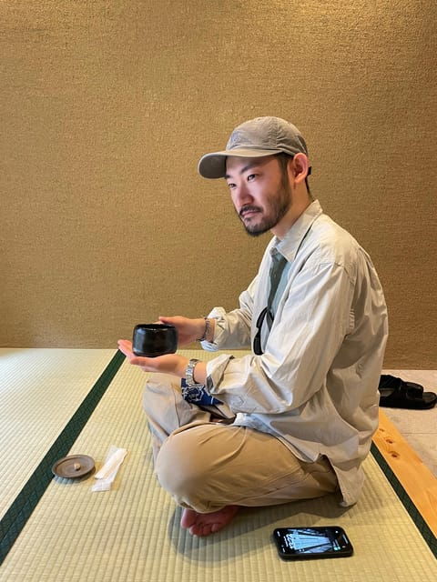 tea-ceremony-experience-in-a-private-tea-room-in-shibuya