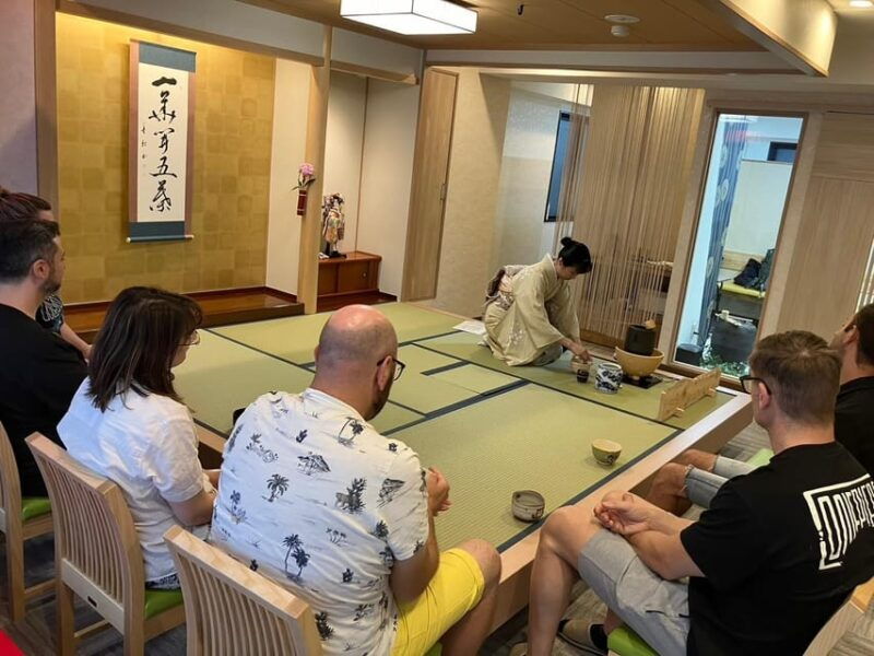 tea-ceremony-experience-in-japanese-style-room-60min