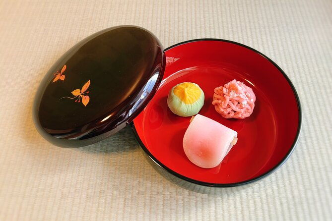 tea-ceremony-experience-in-osaka