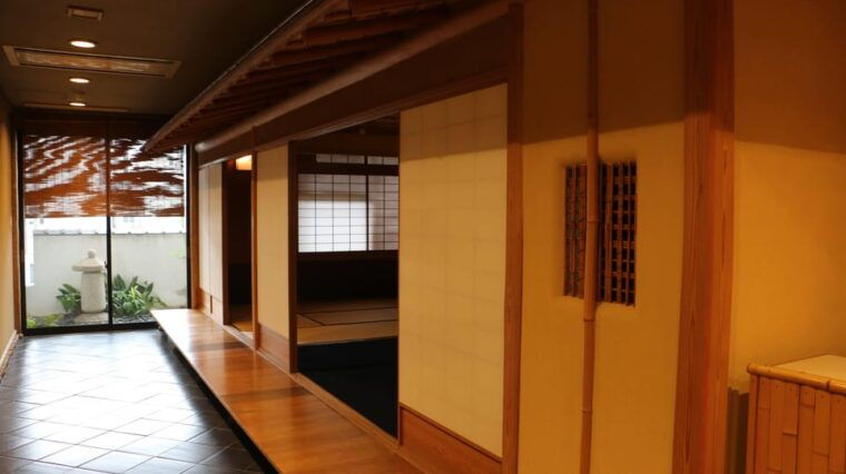 tea-ceremony-experience-near-atomic-bomb-dome