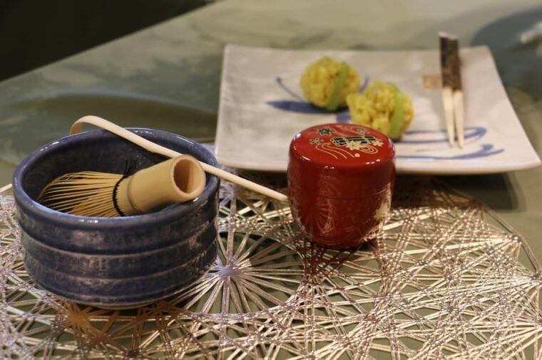 tea-ceremony-experience-near-atomic-bomb-dome