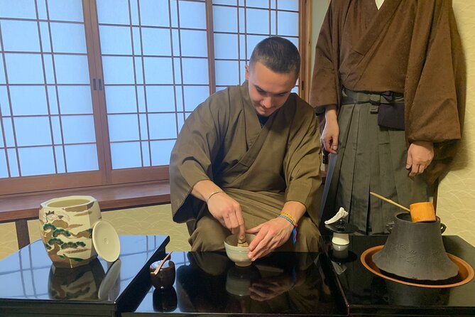 tea-ceremony-in-100-years-old-townhouse-with-tables-and-chairs