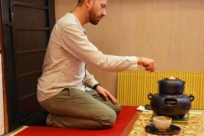 tea-ceremony-with-japanese-harp-performance-in-kyoto