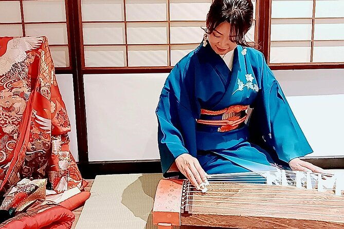 tea-ceremony-with-japanese-harp-performance-in-kyoto