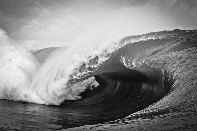 Teahupoo Wave Watching - What to Expect from the Tour