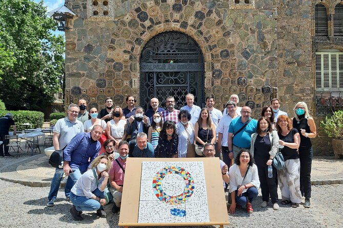 teambuilding-barcelona-create-the-logo-of-your-company-in-mosaic