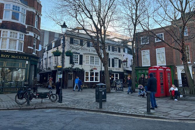 ted-lasso-filming-locations-half-day-tour