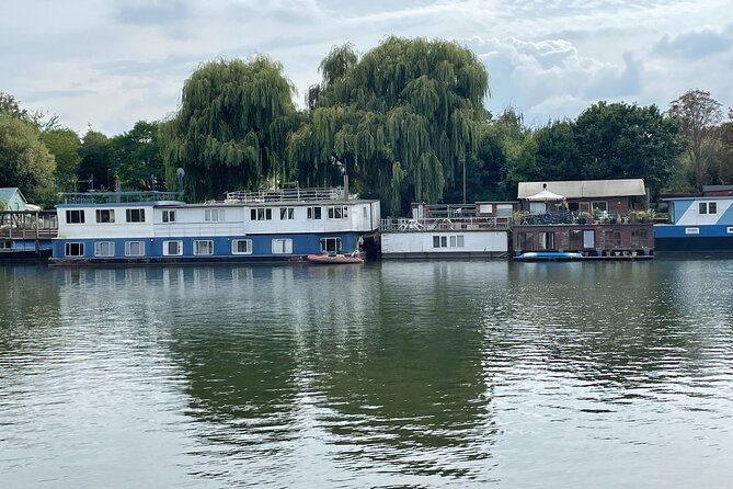 ted-lasso-tour-of-richmond-with-private-guide-2