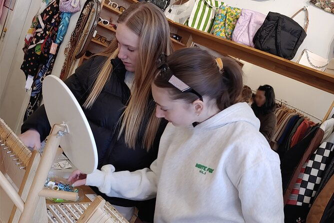 teen-young-adult-second-hand-shopping-day-in-new-york-city-2