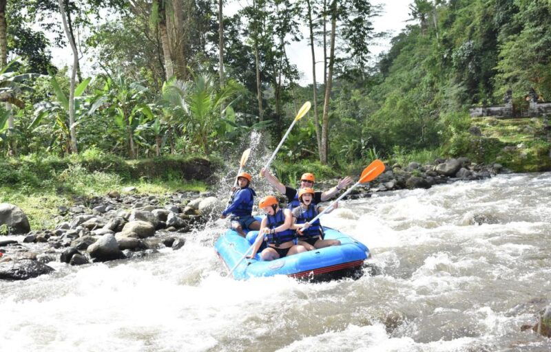 telaga-waja-river-rafting-expedition-with-lunch