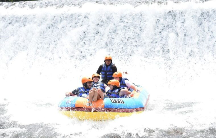 telaga-waja-river-rafting-expedition-with-lunch