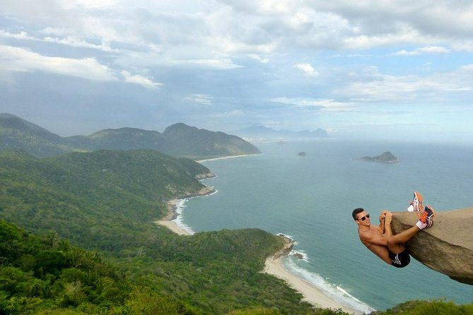 telegraph-stone-hiking-relax-in-a-wild-beach