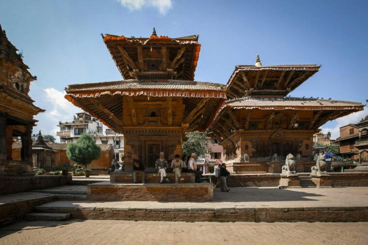 temple-hike-nagarkot-to-changu