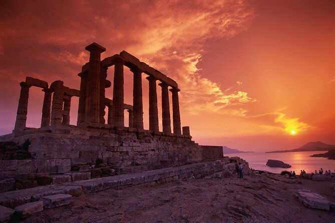 temple-of-the-poseidon-cape-sounio-and-vouliagmeni-lake-private-tour