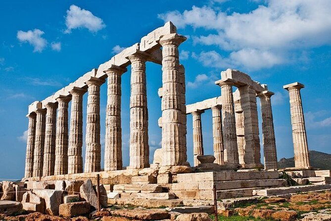 temple-of-the-poseidon-cape-sounio-and-vouliagmeni-lake-private-tour