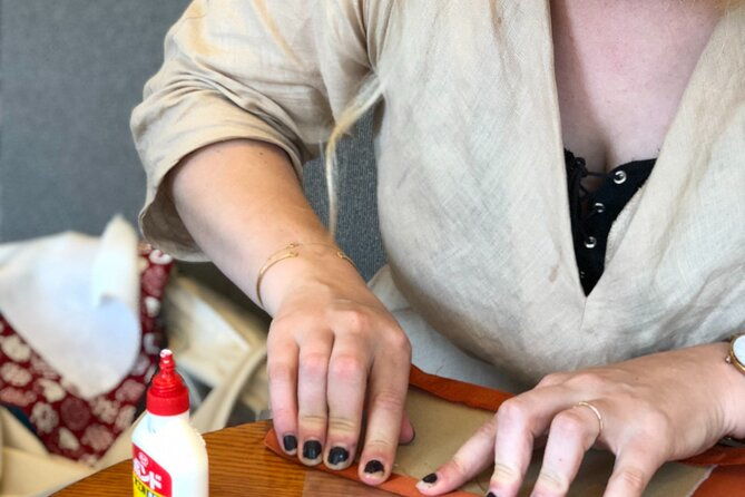 temple-stamp-book-art-class-with-artist-in-shibuya