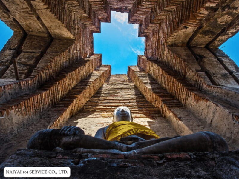 temple-visits-in-ayutthaya-and-a-walk-through-history