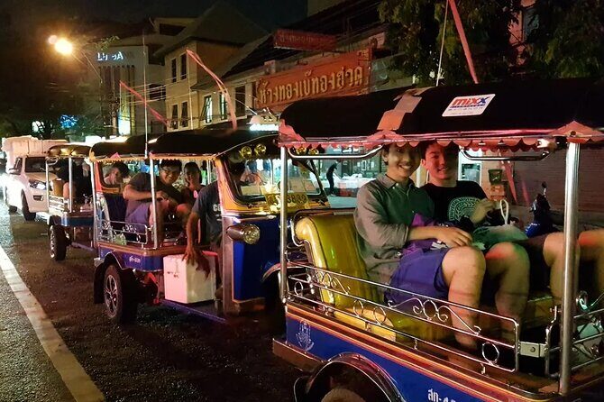 Temples Markets and Food Tour in Bangkok by Night with Tuk-Tuk - Practical Details and What to Expect