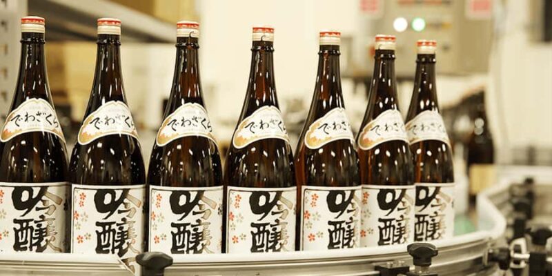 Tendo City: Dewazakura Sake Brewery Tour and Tasting - Key Points