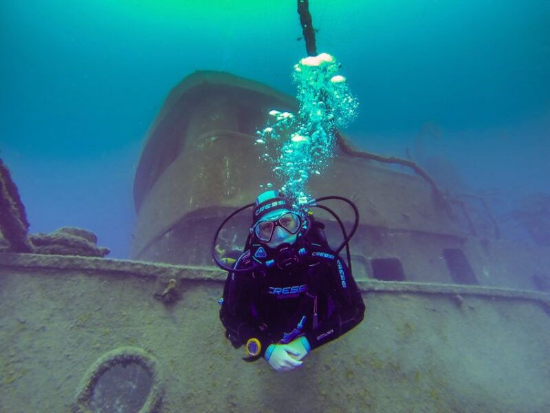 tenerife-2-diving-sessions-for-certified-divers