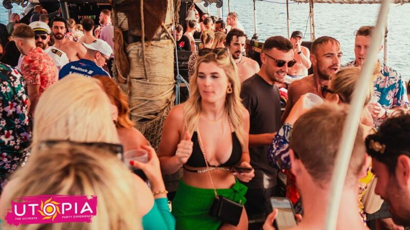tenerife-boat-party-with-open-bar-and-djs