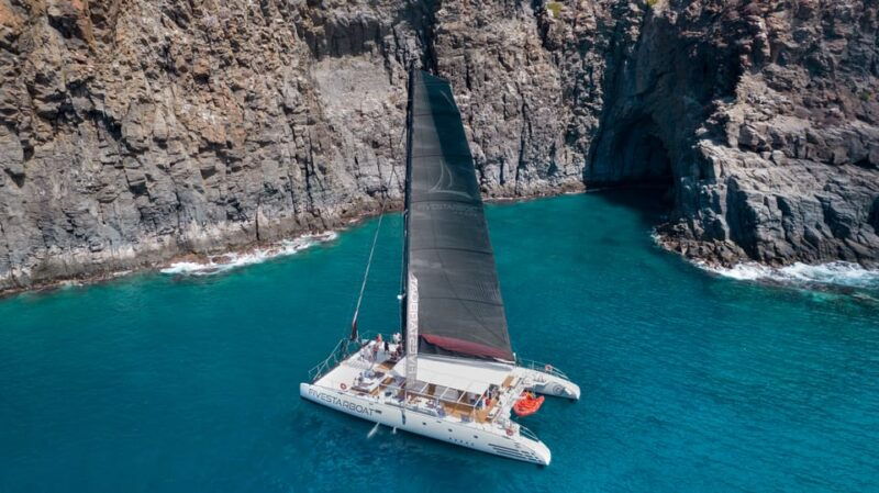 tenerife-catamaran-cruise-with-brunch-and-unlimited-drinks