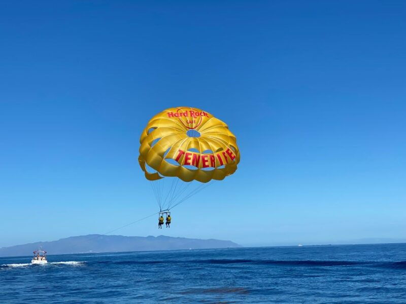 tenerife-costa-adeje-parasailing