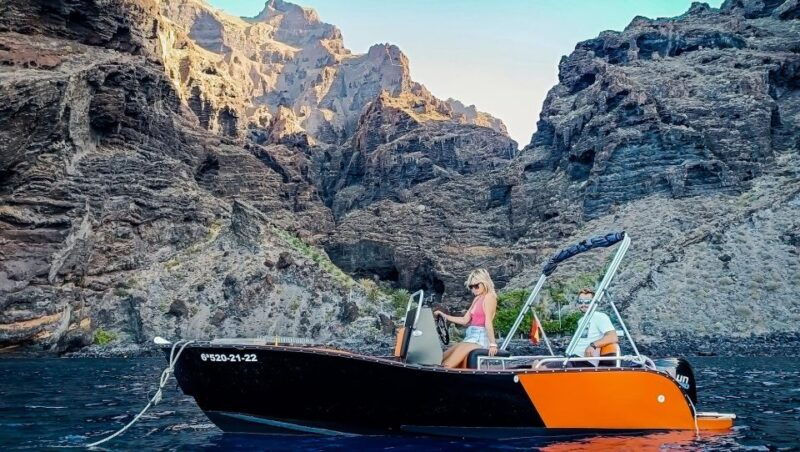 tenerife-discover-los-gigantes-while-navigating-a-boat
