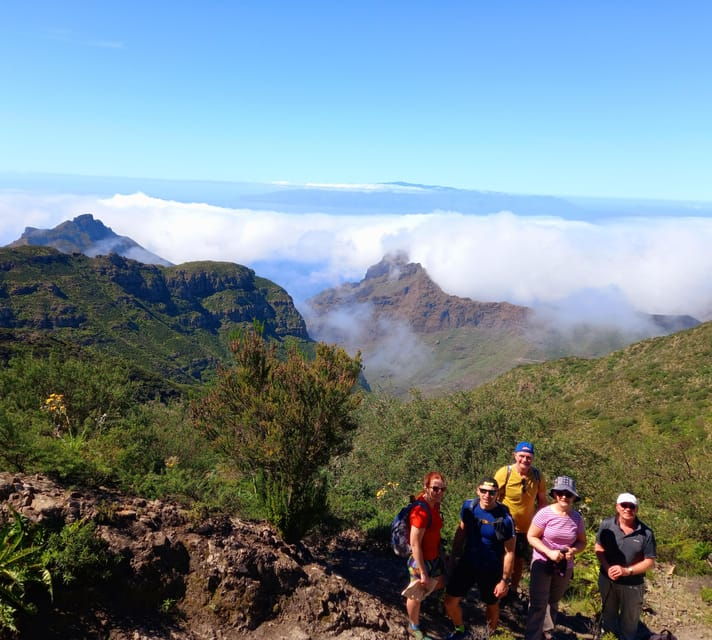 tenerife-hiking-above-the-village-of-masca