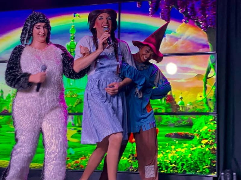 Tenerife: MHT - Music Hall Tavern Comedy Drag Dinner Show - Authentic Guest Experiences
