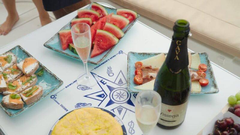 tenerife-private-luxury-yacht-sunset-cruise