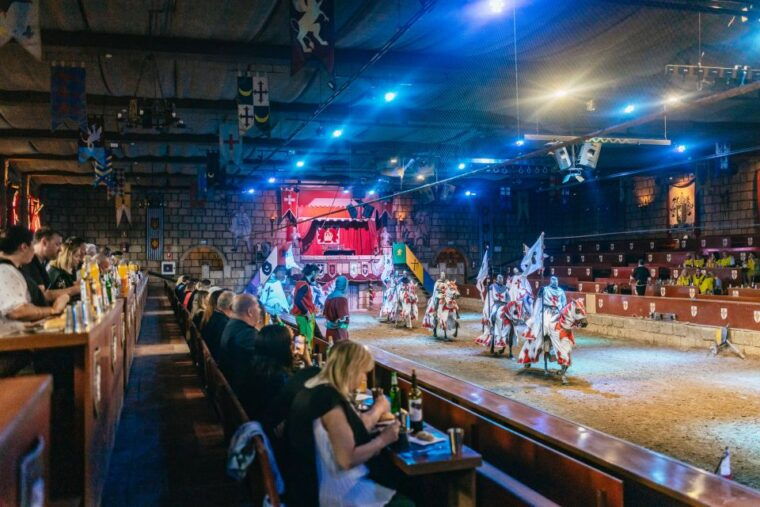 tenerife-san-miguel-castle-medieval-show-with-dinner