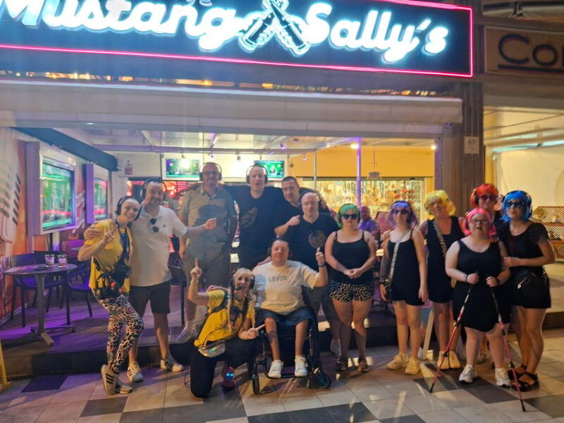 tenerife-silent-disco-walking-tour-mustang-sallys