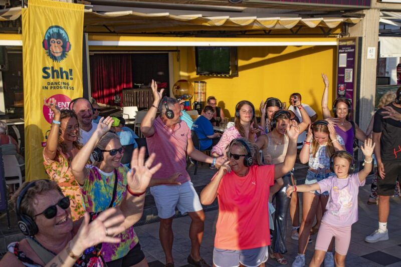 tenerife-silent-disco-walking-tour-mustang-sallys