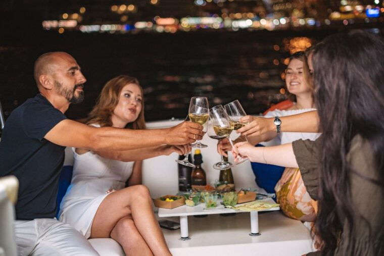 tenerife-south-romantic-night-cruise