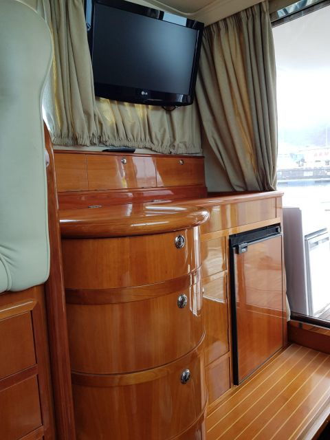 tenerife-south-safari-with-luxury-boat-animal-encounters