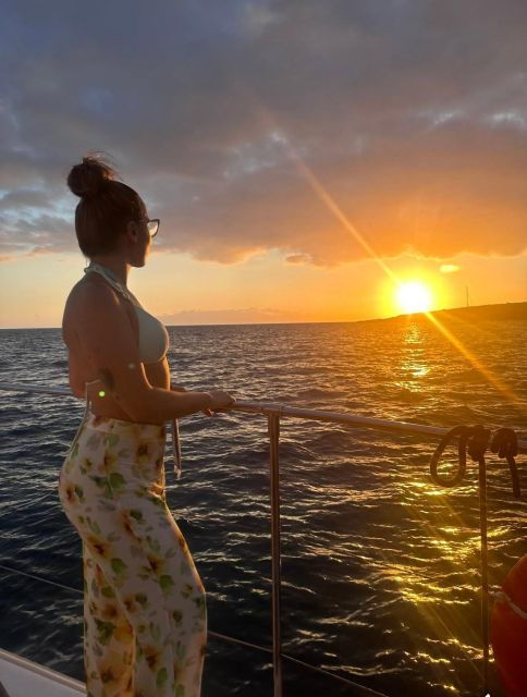 tenerife-sunset-catamaran-tour-with-transfer-buffet-drinks