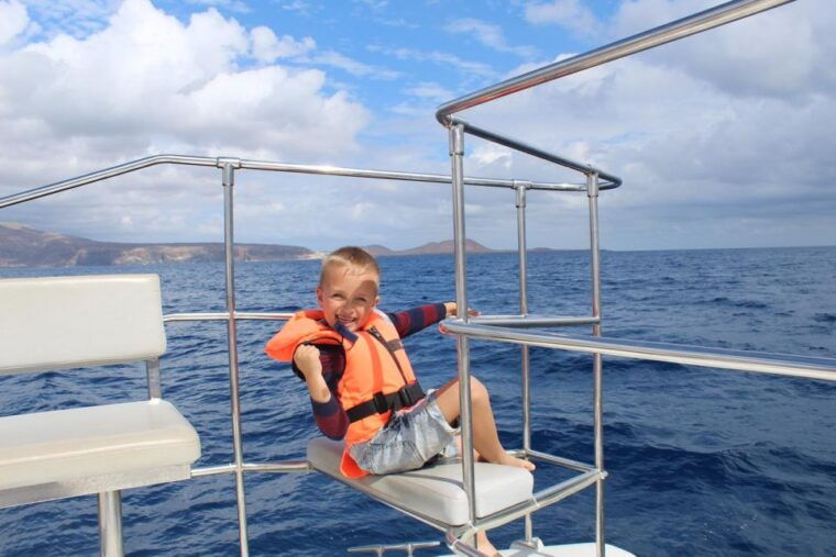 tenerife-sunset-catamaran-tour-with-transfer-buffet-drinks
