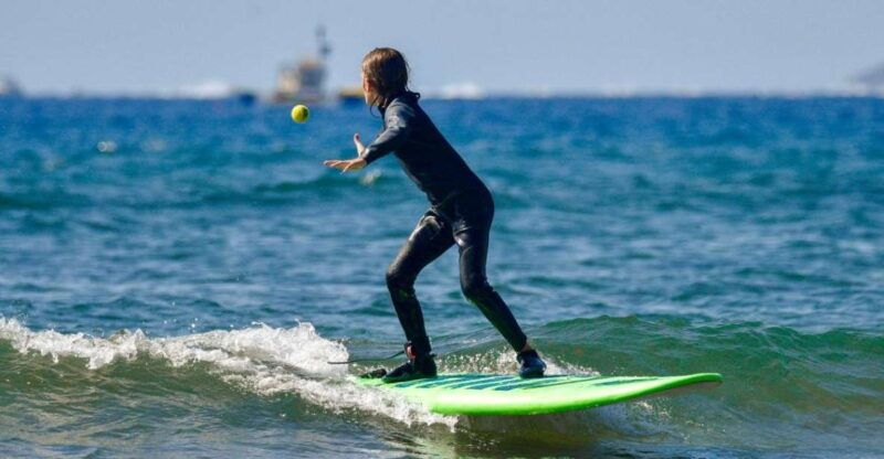 tenerife-surfing-lesson-for-kids-in-las-americas