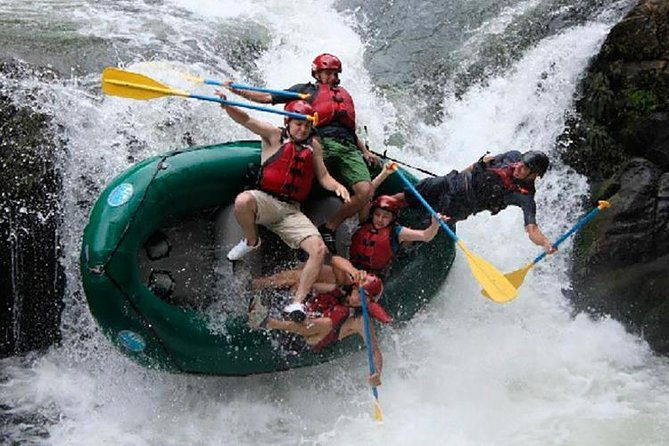 tenorio-white-water-rafting-level-iii-iv-class