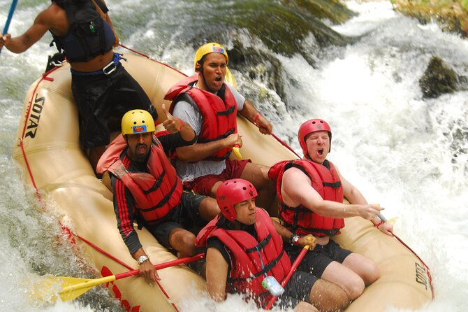 tenorio-white-water-rafting-level-iii-iv-class