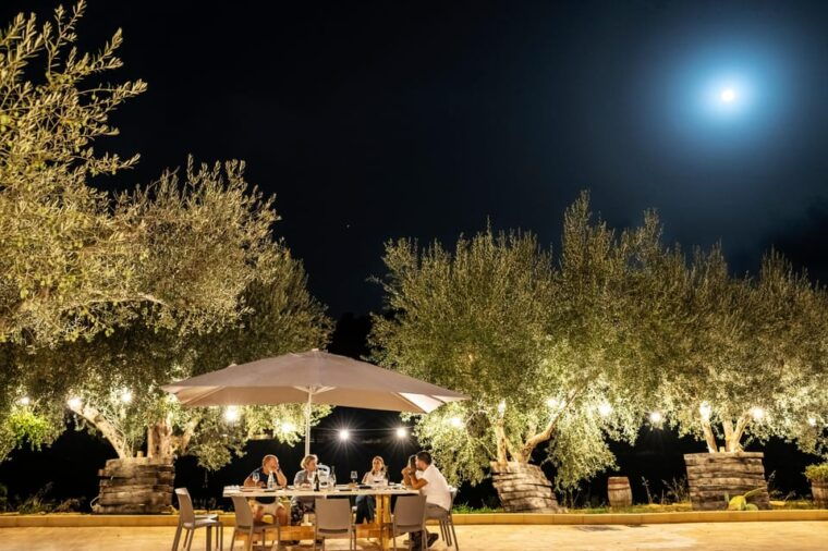 tenuta-valle-delle-ferle-wine-food-tasting-in-caltagirone