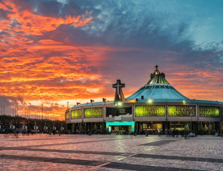 teotihuacan-and-basilica-of-guadalupe-with-mezcal