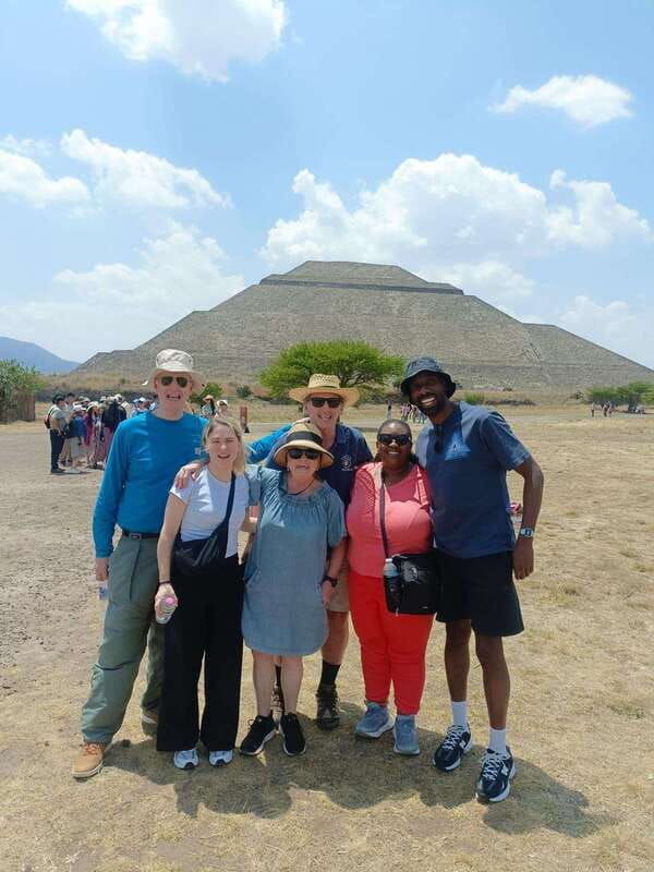 teotihuacan-basilica-of-guadalupe-with-tickets-and-meals