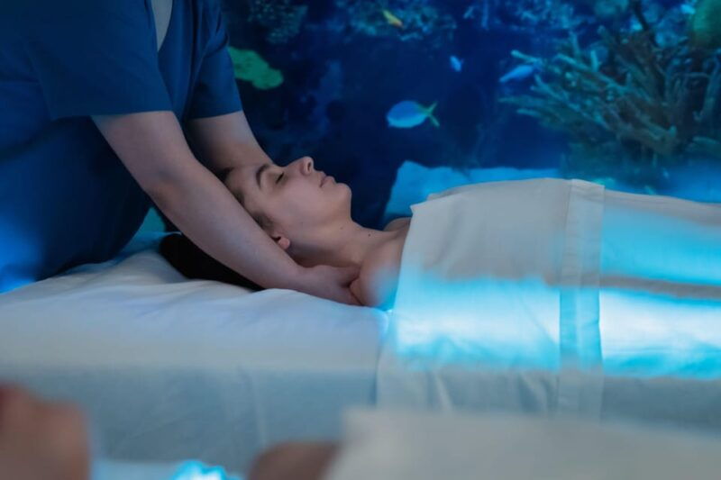 terceira-islandrelaxing-massage-with-essential-oils-on-a-waterbed