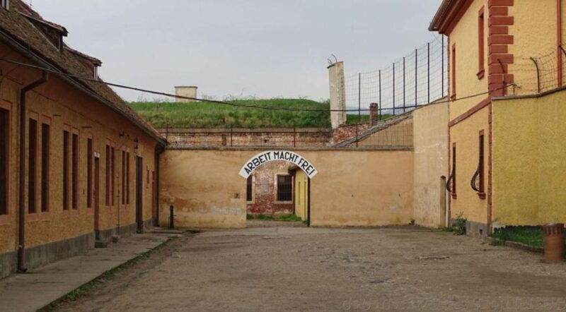 terezin-concentration-camp-excursion