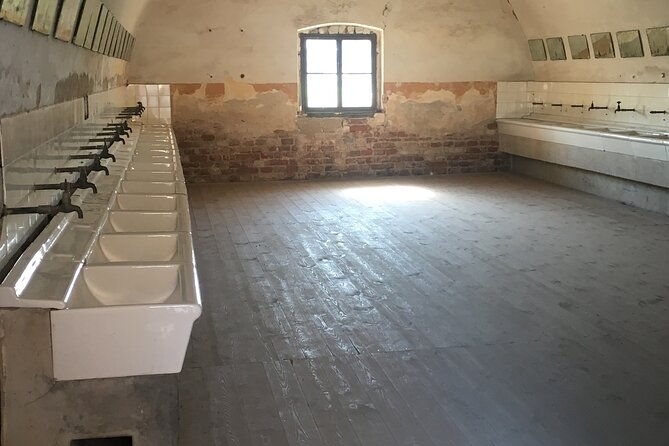 terezin-ghetto-camp-with-pavel-batels-team