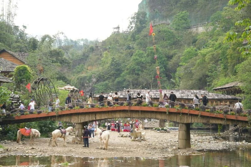 Terraced Trails & Hotel Comfort Sapa Express ( 2D/1N ) - Key Points